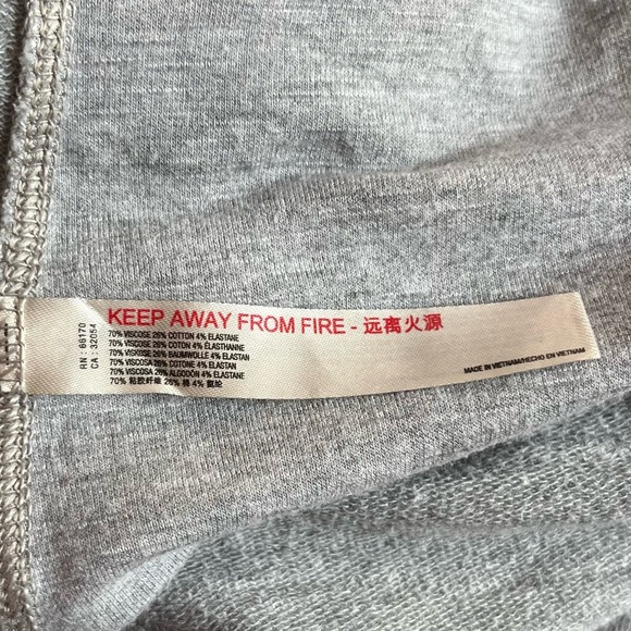 Free People Movement Surfside Cyclebar Gray Cropped Sweatshirt with Black Logo - Picture 3 of 12